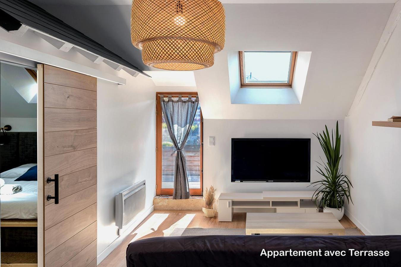 Maya Appartements & Suites Cosne-Cours-Sur-Loire Екстер'єр фото