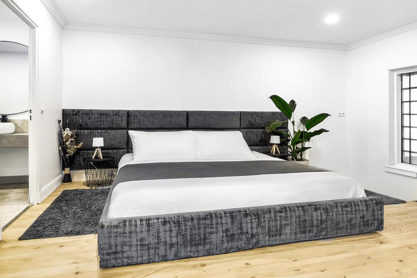 Maya Appartements & Suites Cosne-Cours-Sur-Loire Номер фото